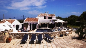 Impressive traditional farmhouse for sale in Menorca at Torret
