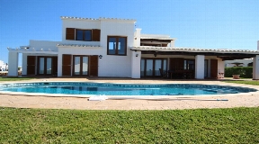 Astonishing villas for sale in Cala Morella with magnificent sea views