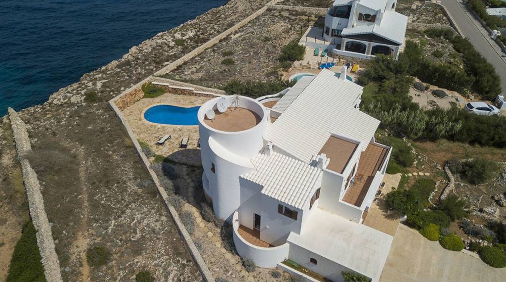 Magnificent sea facing front line villa for sale in Cala Morell