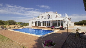 Magnificent countryside estate with beautiful landscape view of Menorca