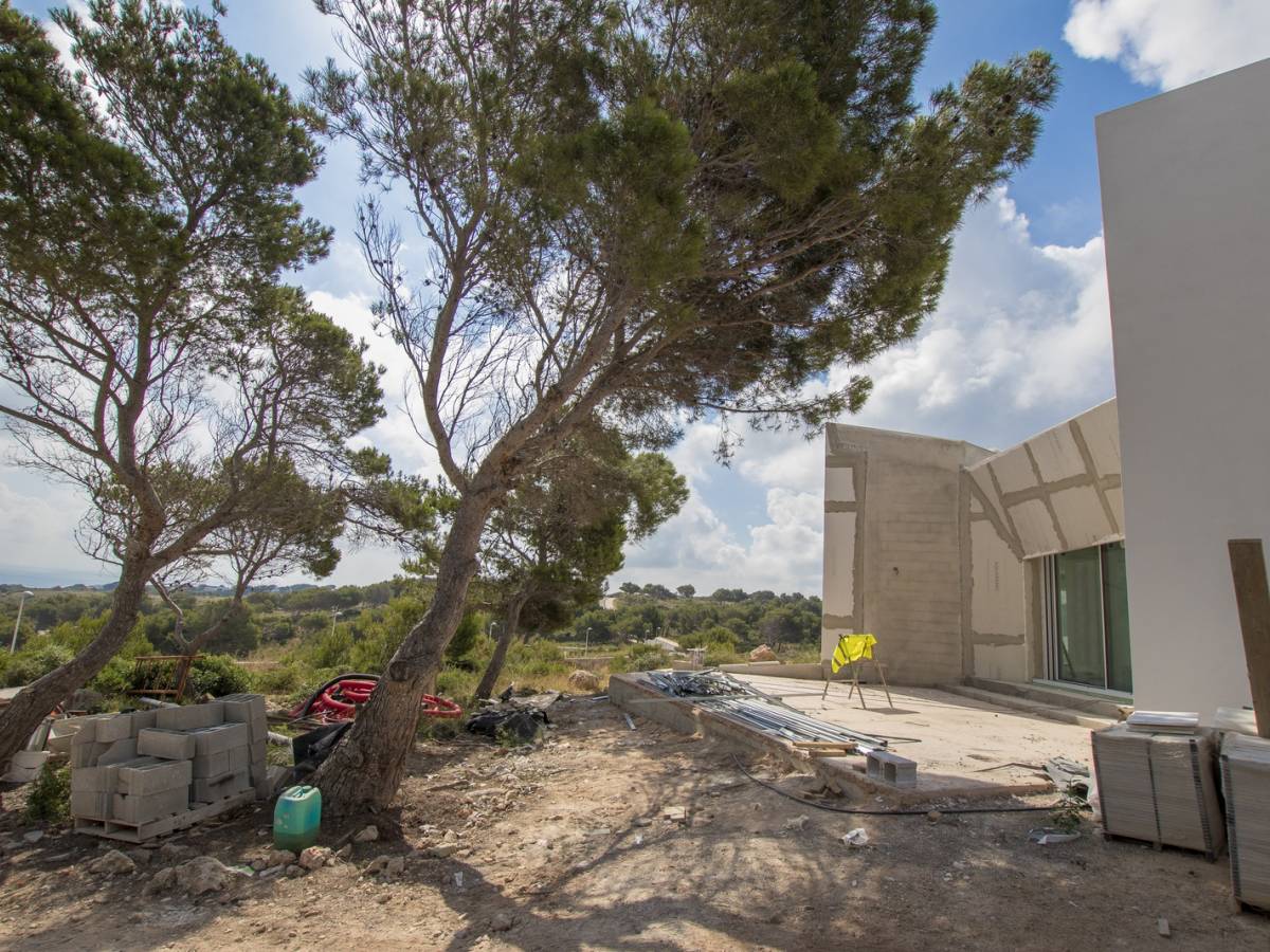 Nice contemporary property for sale in Coves Noves
