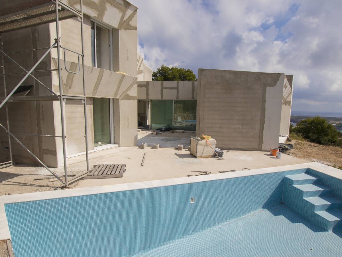 Nice contemporary property for sale in Coves Noves