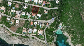 Building plot with the possibility to build a large villa in Benidali
