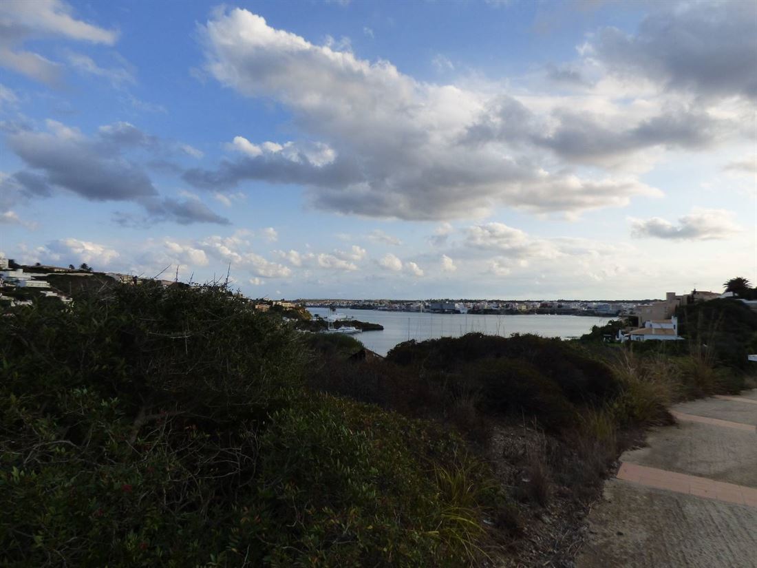 Nice plot in second line to the sea in Mahon on Menorca
