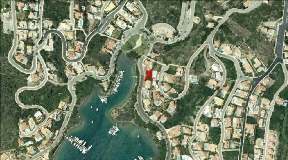Building land in Cala Llonga with licence and project for sale