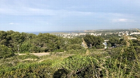 Land in Coves Noves in Menorca with sea views for sale